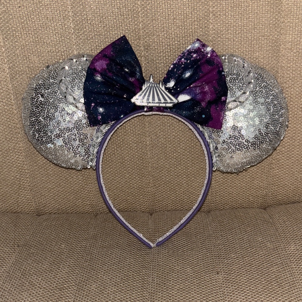 Disney Purple Galaxy Bow Silver Sequin Minnie Ears Headband